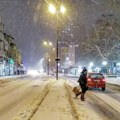 Uprkos snegu koji je padao cele noći, svi putevi na teritoriji Leskovca prohodni