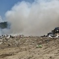 Stanje na deponiji Jovanovac se prati, ekipe dežuraju i zalivaju površinski otpad