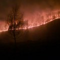 Šumski požari bukte kod Bijelog Polja, bili ugroženi i objekti: Vatrogascima posao otežao jak vetar