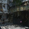Najmanje 21 osoba, uglavnom stranci koji su došli na lečenje, poginula u požaru u višespratnici u Nju Delhiju