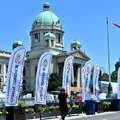 Skup „Srbija jedna porodica“: Građani pristižu, na Trgu Nikole Pašića u toku dečji program