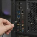 Koji USB port treba koristiti za miš i tastaturu?