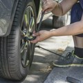 Treba li leti ispustiti vazduh iz guma? Mnogi vozači prave grešku - a samo ovo treba da urade