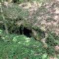 Rudarska okna u Dobrotiću još uvek su vidljiva