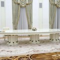 Putin sa Makronom: Ukrajinski sukob je direktna posledica politike zapadnih država