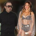 Ana u ponoć otpevala rastinu pesmu i čestitala ćerki rođendan! Nikolićeva nastupala u Budvi, nije ni slutila da su mu…