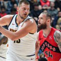 Denver bolji od Rajakovićevog Toronta, Jokić bez promašaja iz igre