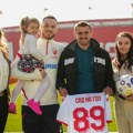 Sad na gol, aleksija! Arnautović sa porodicom iz Goraždevca posle donacije Crvene zvezde i Fondacije Mozzart