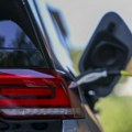 Kupci električnih automobila nisu nestali – samo su pronašli jeftiniju alternativu