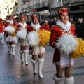Defile mažoretkinja na gradskim ulicama Niša