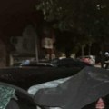 (Фото, видео) Апокалипса у Смедереву након невремена! Ветар ломио све пред собом, улице поплављене, аутомобили потпуно…