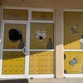 Napad na prostorije Kreni-Promeni u Lazarevcu: Razbijena stakla tokom noći