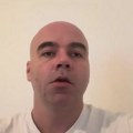 Urednik portala Slavija info tražio azil u Crnoj Gori, kaže da je Srbiju napustio nakon što je policija opkolila njegovu kuću…