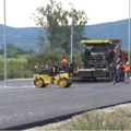 Postavlja se završni sloj asfalta na Saobraćajnom poligonu. Pirot dobija savremen prostor za obuku vozača