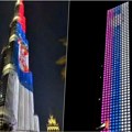 Burdž kalifa i zgrada u Abu Dabiju u bojama srpske zastave! Predsednik Vučić objavio fotografiju: "Hvala, dragi prijatelji"…