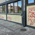 Osnovna škola Dragiša Mihailović osudila pisanje grafita: "Navijanje za klub nije pisanje po zidovima"