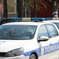 Bizarna krađa: Maloletnici ukrali automobil u Zmajevu pa ga slupali na groblju u Ravnom Selu