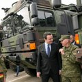 Kurti ponovo poziva NATO da ih "brani" od Beograda: Premijer lažne države iznosi izmišljotine, dok jača budžet vojske koju…