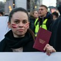 Protest na Slaviji u slikama: Desetine hiljada građana mirno izrazilo nezadovoljstvo (FOTO)