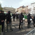 Policija za razbijanje demonstracija kod Pionirskog parka i Predsedništva, Žandarmerija oko Skupštine