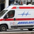U sudaru automobila i autobusa u Obrenovcu povređene četiri osobe