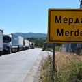 "Јасан сигнал" да се српска роба враћа на Косово и Метохију, али возачи камиона и даље у колонама чекају на Мердару