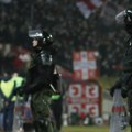 Tuča navijača Zvezde i policije pred Marakanom: Haos pred utakmicu, odjekivali topovski udari