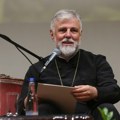 Vladika Grigorije: Bolno je gledati hapšenja mladih, pozivam na prekid nasilja