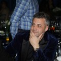 Bojan 10 godina u braku sa ovom brinetom: Lepa doktorka se pojavila u spotu jednog od najvećih hitova