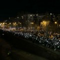 ВИДЕО: Крај комеморативног скупа у Новом Саду, грађани у тишини одали почаст страдалима