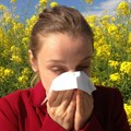 Опрез за алергичне: Пролећни пик полена, трава и бреза доминирају у априлу