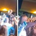 Saša Kovačević se sinoć srušio sa bine u Crvenki! Publika počela da vrišti