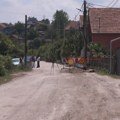 Postavlja se kanalizacija u ulici Ledena stena