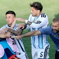 Neslavan kraj Mundijala: Paredes dobio crveni karton po završetku meča (VIDEO)