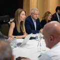Đedović Handanović sa predstavnicima NIS-a i UNKS-a: Situacija sa snabdevanjem naftnim derivatima veoma izazovna