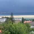 Požutelo more u Hrvatskoj Ljudi zabrinuti dele snimke na društvenim mrežama, evo o čemu je reč (video)