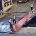 Uznemirujući video iz grčke Putnik se udavio nakon što su ga gurnuli članovi posade trajekta