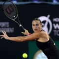 Švjontek i Sabalenka, Gof i Pegula u polufinalu završnog VTA turnira u Kankunu