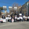 Petnaestominutno ćutanje i ispraćaj studenata za Kragujevac sutra u Nišu