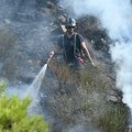 Požar na susku: Vatra gori na nepristupačnom području