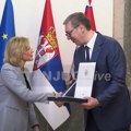 Vučić se sastao sa kongresmenkom Klaudijom Teni: Uručio joj Orden srpske zastave prvog stepena (foto, video)