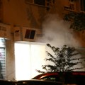 Uhapšene dve osobe osumnjičene da su kamenicama razbile staklo na prostorijama SNS u Cvijićevoj ulici