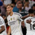 Sve oči gledaju u Madrid – sprema se derbi madrilenjo Dan kada je grad podeljen, tribine u transu, a samo jedan tim može da…
