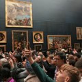 Turisti pohrlili: Posle "pljačke veka" ponovo otvorena vrata Luvra FOTO