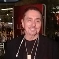 Keba za sve generacije: Dragan Kojić oduševio najmlađu publiku, koja je odmah pohrlila da se slika i snima sa njim (foto)
