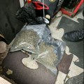 Kod dvojice Nišlija pronađeno skoro 4 kilograma marihuane i pištolj