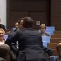 "Janjičari sahranjuju: Državu!" Skandal u bugarskom parlamentu: Poslanici se vređali, pa se potukli! Svi iz sale se umešali…