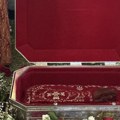 Svečano ispraćena ruka Svetog Save posle liturgije koju je služio patrijarh Porfirije