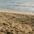 Zatvorena čuvena plaža na Jadranu: U more se izlilo gorivo