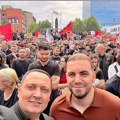 Koalicioni partneri SNS na „Maršu slobode“ u Prištini